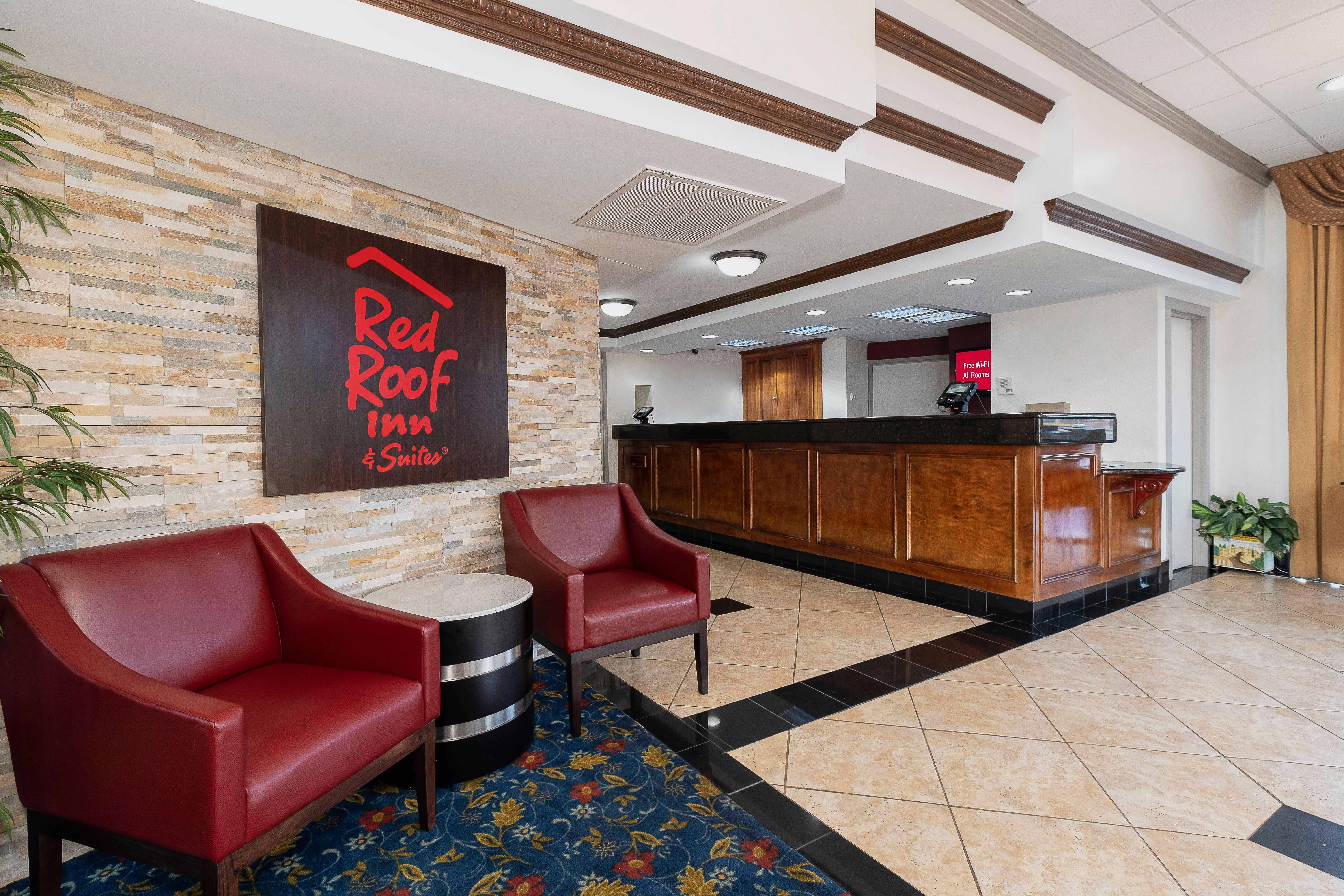 Red Roof Inn & Suites Macon Buitenkant foto